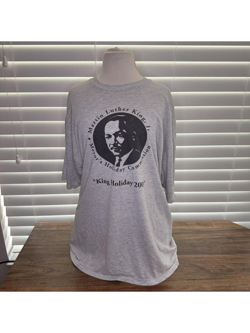 Vintage 2001 Martin Luther King Jr. Mayor's Holiday Commission T-Shirt